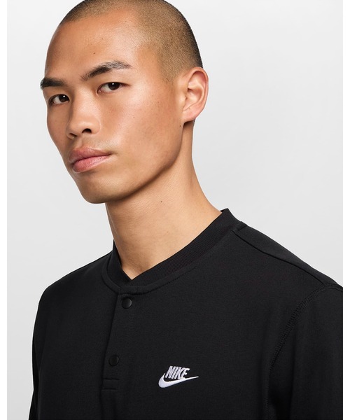 NIKE（ナイキ）の「《NIKEアパレル》ﾅｲｷ ｸﾗﾌﾞ HENLEY L/S ﾄｯﾌﾟ（Tシャツ/カットソー・メンズ・ブラック/ホワイト系その他・L/M/XL/2XL/S）」の6枚目の写真