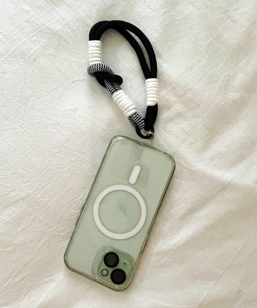 lit.Cy(リットシー)の「ノットデザインパラコードハンドスマホストラップ(スマホグッズ・レディース・ネイビー/ブラック/グリーン/ベージュ・FREE)」の8枚目の写真