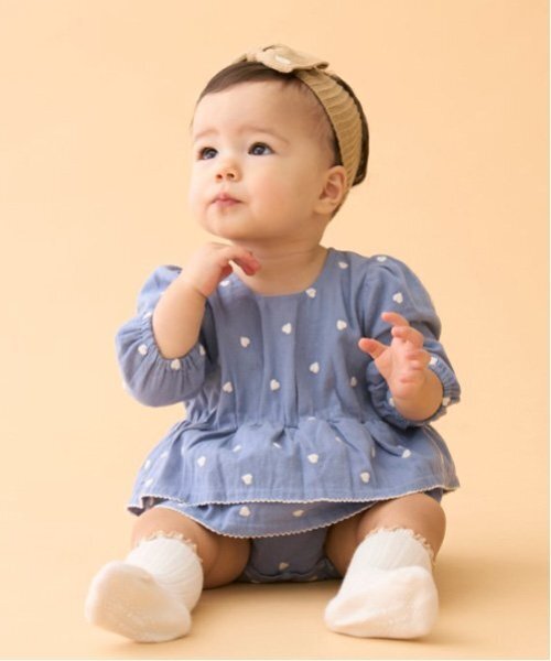 petit main(プティマイン)の「ハート刺繍ロンパース(ロンパース・キッズ・キナリ/ブルー・70cm/80cm)」の2枚目の写真