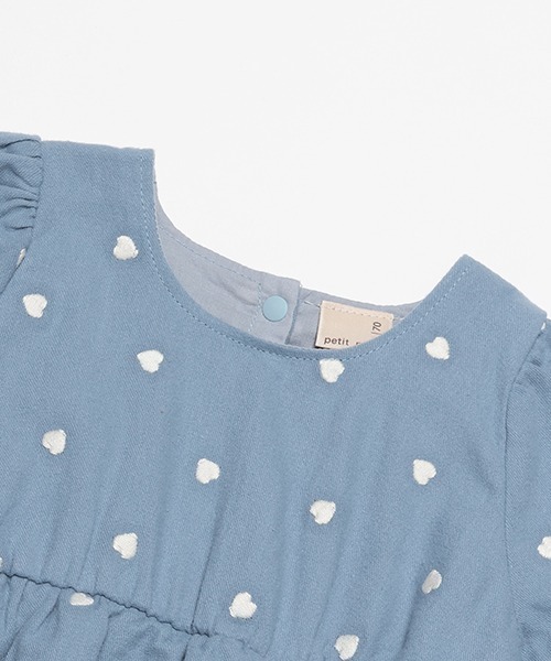 petit main(プティマイン)の「ハート刺繍ロンパース(ロンパース・キッズ・キナリ/ブルー・70cm/80cm)」の13枚目の写真