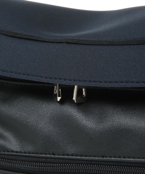 LAKOLE（ラコレ）の「ネオプレーンコンビボディバッグ / 149885（ボディバッグ/ウエストポーチ・メンズ・ブラック/チャコール/ネイビー/ライトグレー・FREE）」の18枚目の写真