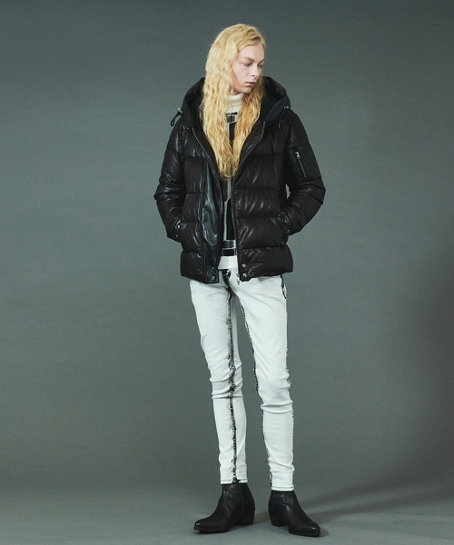 5351 POUR LES HOMMES(ゴーサンゴーイチプールオム)の「【数量限定】フーデット レザー ダウンジャケット(ダウンジャケット/コート・メンズ・ブラック・44/46/48/50)」の15枚目の写真