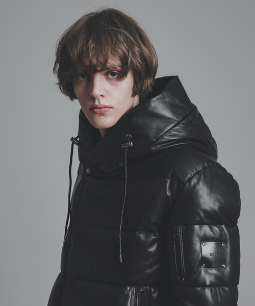 5351 POUR LES HOMMES(ゴーサンゴーイチプールオム)の「【数量限定】フーデット レザー ダウンジャケット(ダウンジャケット/コート・メンズ・ブラック・44/46/48/50)」の17枚目の写真