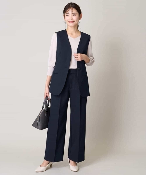 a.v.v（アーヴェヴェ）の「【洗える/イージーケア/UVカット/ストレッチ】スカルノテックスストレートワイドパンツ（その他パンツ・レディース・ネイビー/ブラウン/ライトグレー・38/40/34/36/42）」の8枚目の写真