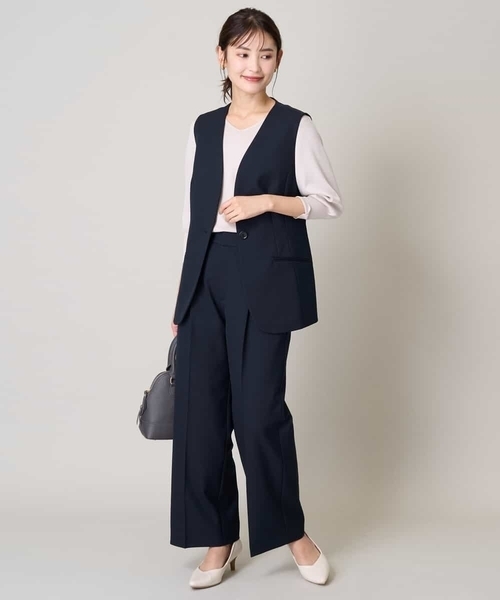 a.v.v（アーヴェヴェ）の「【洗える/イージーケア/UVカット/ストレッチ】スカルノテックスストレートワイドパンツ（その他パンツ・レディース・ネイビー/ブラウン/ライトグレー・38/40/34/36/42）」の9枚目の写真