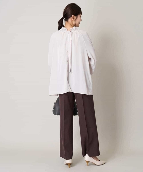 a.v.v（アーヴェヴェ）の「【洗える/イージーケア/UVカット/ストレッチ】スカルノテックスストレートワイドパンツ（その他パンツ・レディース・ネイビー/ブラウン/ライトグレー・38/40/34/36/42）」の18枚目の写真