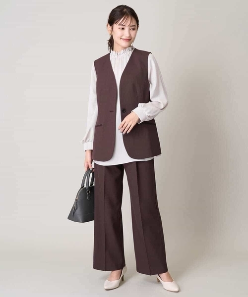 a.v.v（アーヴェヴェ）の「【洗える/イージーケア/UVカット/ストレッチ】スカルノテックスストレートワイドパンツ（その他パンツ・レディース・ネイビー/ブラウン/ライトグレー・38/40/34/36/42）」の22枚目の写真