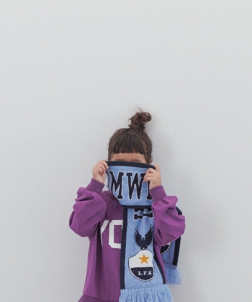 LOWRYS FARM（ローリーズファーム）の「ロゴニットマフラー　147593（マフラー・キッズ・ネイビー/ブルー・FREE）」の2枚目の写真