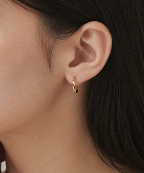 ciite'(シーテ)の「simple pierce / シンプルピアス (両耳用)(ピアス(両耳用)・レディース・ゴールド系その他/ブラック/シルバー系その他2/シルバー系その他/ゴールド/シルバー/ピンクゴールド/ゴールド系その他2・FREE)」の7枚目の写真