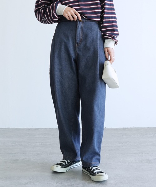 reca（レカ）の「裏起毛ボンディング タックデニムパンツ（デニムパンツ・レディース・ネイビー・M/L）」の4枚目の写真