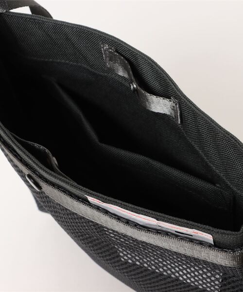 WEEKEND(ER)(ウィークエンダー)の「WEEKEND(ER)/ウィークエンダ― MESH& SHOULDER BAG(ショルダーバッグ・レディース・タン/グレー・FREE)」の16枚目の写真