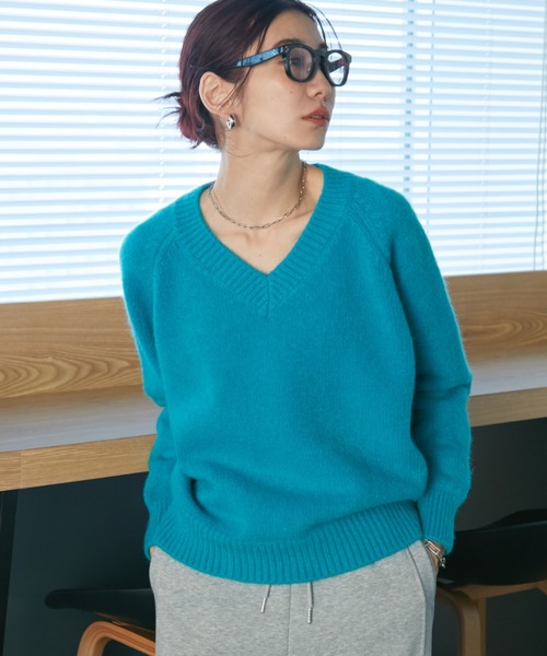 Auntie Rosa Holiday（アンティローザホリデー）の「ラグランVネックニットプルオーバー（ニット/セーター・レディース・ピンク/ブルー/ブラック/ダークグレー・FREE）」の13枚目の写真