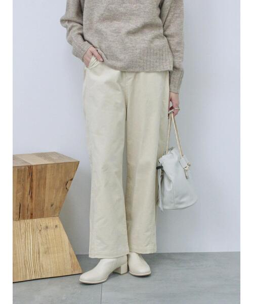 Samansa Mos2 blue（サマンサモスモスブルー）の「コーデュロイサイドタックパンツ（その他パンツ・レディース・チャコールグレー/ベージュ/キナリ・F）」の4枚目の写真