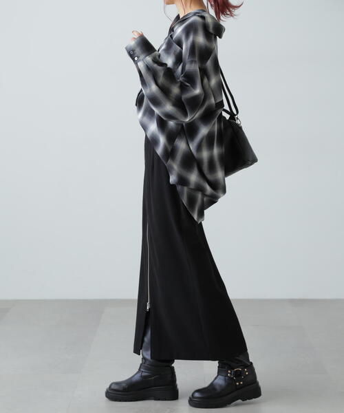 FREE'S MART（フリーズマート）の「[MFM]フロントジップストレートスカート（スカート・レディース・ブラック/グレー・SMALL/MEDIUM）」の13枚目の写真