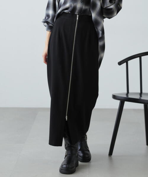 FREE'S MART（フリーズマート）の「[MFM]フロントジップストレートスカート（スカート・レディース・ブラック/グレー・SMALL/MEDIUM）」の2枚目の写真