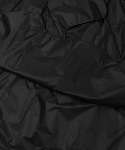 ANREALAGE（アンリアレイジ）の「WIND FAN BUMP SKIRT（スカート・レディース・ブルー系その他/ベージュ系その他/ブラック・40/38/36）」の8枚目の写真