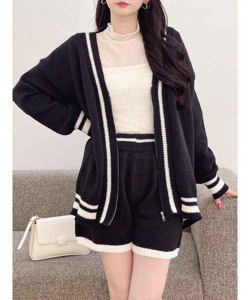 MIIA(ミーア)の「ラインジップニットセットアップ(セットアップ・レディース・ブラック/オフホワイト/グレー・FREE)」の20枚目の写真