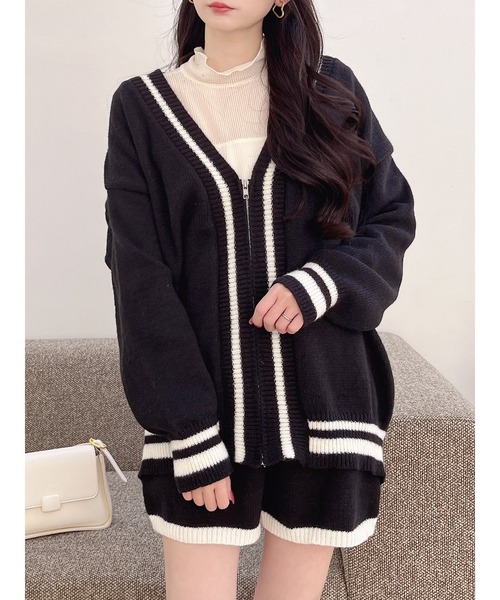 MIIA(ミーア)の「ラインジップニットセットアップ(セットアップ・レディース・ブラック/オフホワイト/グレー・FREE)」の18枚目の写真