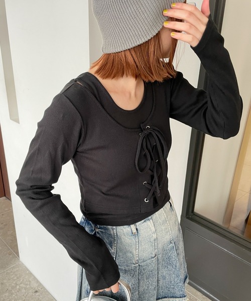 WEGO(ウィゴー)の「WEGO/【25年春夏新作】ヴィンテージライクレースアップトップス(Tシャツ/カットソー・レディース・スミクロ/ブラック・FREE)」の3枚目の写真