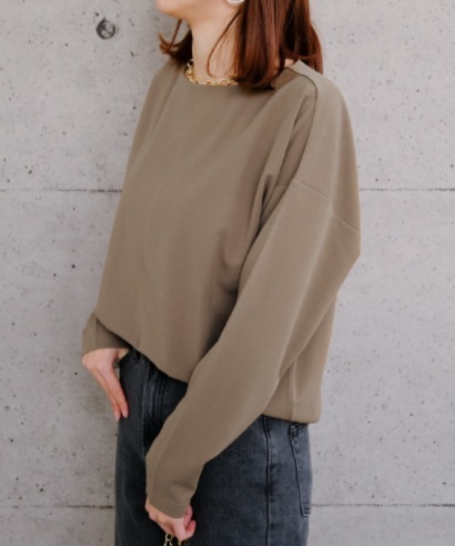 aquagarage(アクアガレージ)の「ボートネックボックスTシャツ(Tシャツ/カットソー・レディース・グレイッシュベージュ/オフホワイト/ブラック・L/M)」の4枚目の写真