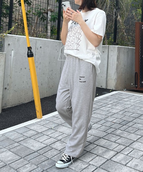 ABYS(アビス)の「ロゴ裏毛スウェットパンツ(スウェットパンツ・レディース・ブラック/ライトグレー・FREE)」の22枚目の写真