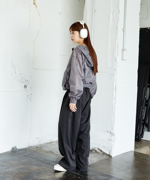 UMBRO（アンブロ）の「UMBRO × PUBLUX/アンブロ ワンポイント刺繍 シアーブルゾン　限定展開（ブルゾン・レディース・ベージュ/グレー・ﾌﾘ-）」の6枚目の写真