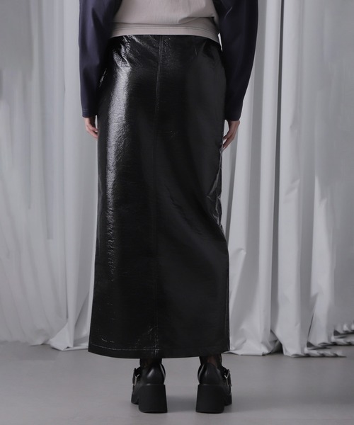 ROSE BUD（ローズバッド）の「(CREOLME)パテントレザーライクスカート（スカート・レディース・ブラック/ブラウン・S/M）」の8枚目の写真