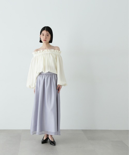 N.（N. Natural Beauty Basic）（エヌエヌナチュラルビューティーベーシック）の「オフショルペーパーバックブラウス（シャツ/ブラウス・レディース・ベージュ/オフホワイト/ブルー・MEDIUM）」の11枚目の写真