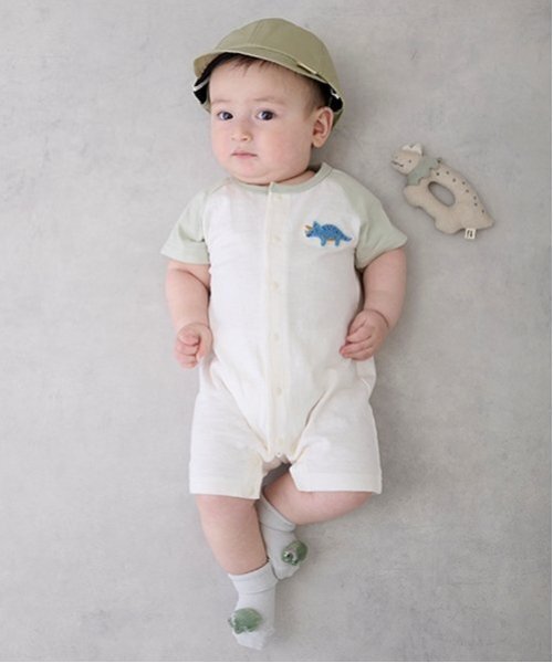 petit main（プティマイン）の「ラグランカバーオール（ロンパース・キッズ・ベージュ/ブルー系その他2/ライトグリーン・70cm/80ｃｍ）」の2枚目の写真