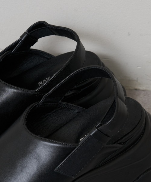 RAY CASSIN（レイカズン）の「厚底スリッポン（スリッポン・レディース・ブラック/ベージュ・M/S/L）」の14枚目の写真