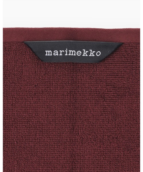 marimekko(マリメッコ)の「Unikko / Solid mini towel 32X32(ハンカチ/ハンドタオル・レディース・ワインレッド・FREE)」の2枚目の写真