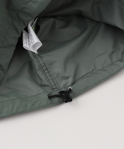 THE NORTH FACE(ザノースフェイス)の「WEB限定【THE NORTH FACE / ザ ノースフェイス】コンパクト ジャケット(ナイロンジャケット・メンズ・グリーン/ブラック・X-LARGE/LARGE/MEDIUM)」の10枚目の写真