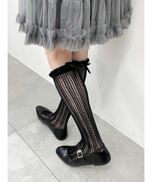 WC(ダブル シー)の「【PHILLY】リボン付フリルレースソックス(ソックス/靴下・レディース・アイボリー/ブラック/ホワイト・FREE)」の3枚目の写真