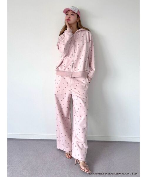 CALNAMUR(カルナムール)の「【MEZZO PIANOコラボ】ベリエちゃんブルーベリエちゃん HOODIE(パーカー・レディース・ピンク/オフホワイト・FREE)」の7枚目の写真