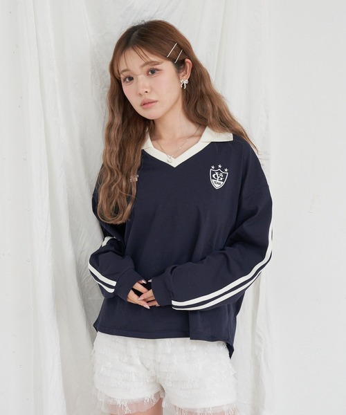 RAY CASSIN（レイカズン）の「襟スキッパーラインルーズTシャツ（Tシャツ/カットソー・レディース・グレー/ホワイト系その他/ネイビー・FREE）」の3枚目の写真