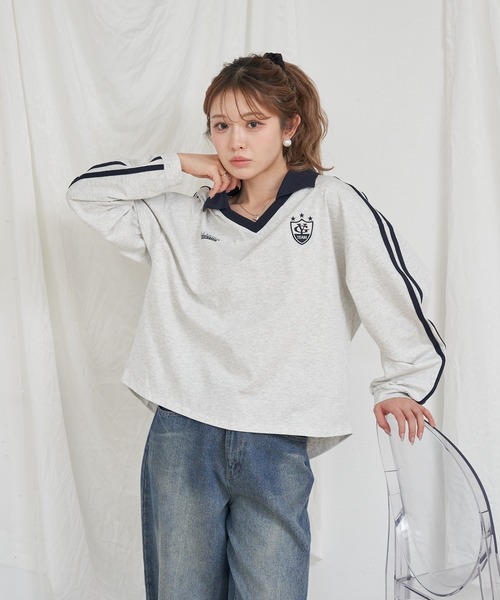 RAY CASSIN（レイカズン）の「襟スキッパーラインルーズTシャツ（Tシャツ/カットソー・レディース・グレー/ホワイト系その他/ネイビー・FREE）」の4枚目の写真