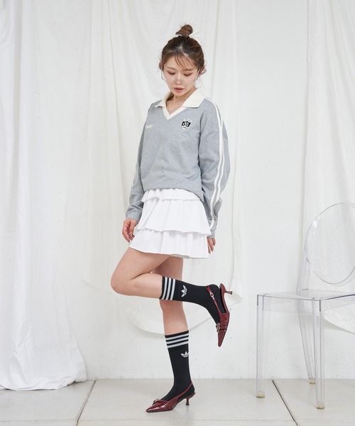 RAY CASSIN（レイカズン）の「襟スキッパーラインルーズTシャツ（Tシャツ/カットソー・レディース・グレー/ホワイト系その他/ネイビー・FREE）」の16枚目の写真