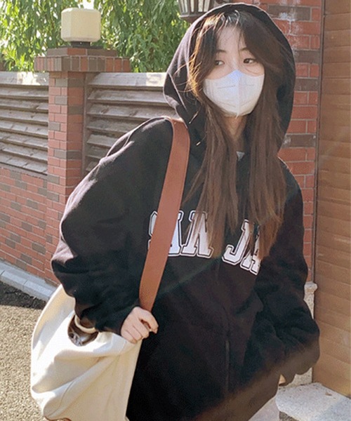 VIBGYOR（ヴィブジョー）の「[NARULA/ナルラ]スポーティー ロゴ ジップアップ パーカー(CZ)（パーカー・レディース・アイボリー/ブラック/グレー・FREE）」の12枚目の写真