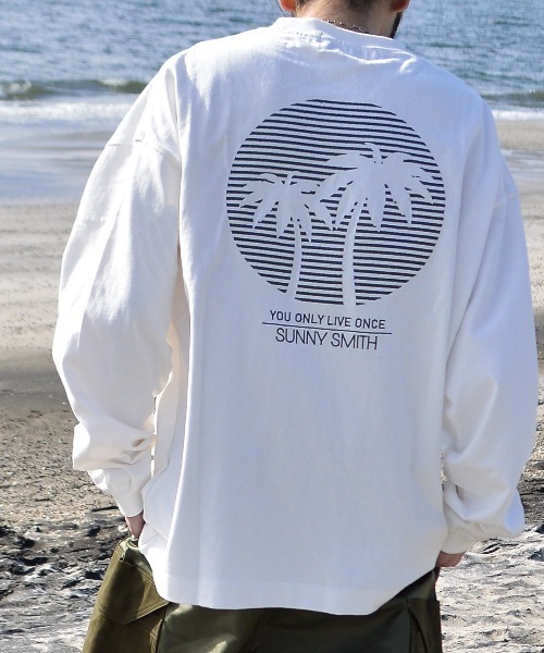 Sunny Smith(サニースミス)の「【SUNNY SMITH】SUNSETヤシの木柄 両面刺繍ロングスリーブTシャツ(CP)(Tシャツ/カットソー・メンズ・スモーク/ホワイト・L/M)」の22枚目の写真