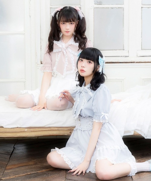 DearMyLove（ディアマイラブ）の「レースフリルたっぷり上品ボウタイリボンブラウス（シャツ/ブラウス・レディース・ホワイト/ホワイト×ブラック/ベビーピンク/ブルーグレー/ボルドー/ブラック×ホワイト/ブラック/ブラック系その他/ブルー系その他/ブラック系その他2・MEDIUM/LARGE/LL/3L）」の11枚目の写真