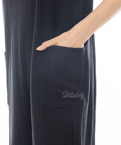 BILLABONG(ビラボン)の「BILLABONG レディース 【CHILLWEAR】 JACQUARD RIB SALOPETTE ロングパンツ 【2025年春夏モデル】/ビラボンジャガードリブフレアシルエットサロペット(サロペット/オーバーオール・レディース・ブラック/ベージュ/アイボリー・MEDIUM)」の9枚目の写真
