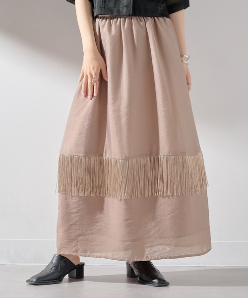 MAISON BREEZE reveur(メゾンブリーズレヴール)の「【MAISON BREEZE reveur】フリンジオーガンジースカート trc(スカート・レディース・バーガンディー/ブラック/グレイッシュベージュ・FREE)」の19枚目の写真