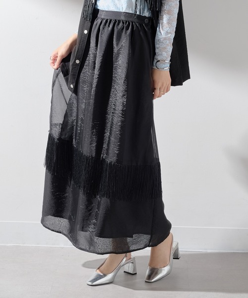 MAISON BREEZE reveur(メゾンブリーズレヴール)の「【MAISON BREEZE reveur】フリンジオーガンジースカート trc(スカート・レディース・バーガンディー/ブラック/グレイッシュベージュ・FREE)」の9枚目の写真