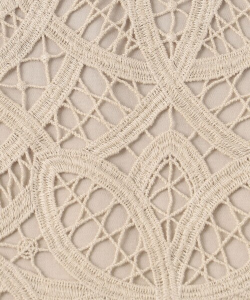 23区 S（ニジュウサンクチイサイサイズ）の「【洗える/汗じみ防止加工】エンブロイダリージャージー フレンチスリーブ カットソー（Tシャツ/カットソー・レディース・ホワイト系/ベージュ系/ブラック系・32）」の18枚目の写真