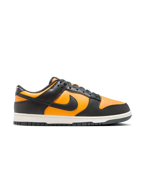 NIKE（ナイキ）の「DUNK LOW RETRO（スニーカー・メンズ・ブラック×イエロー・26.0cm/27.5cm/26.5cm/28.0cm/27.0cm/25.5cm/29.0cm/28.5cm）」の3枚目の写真
