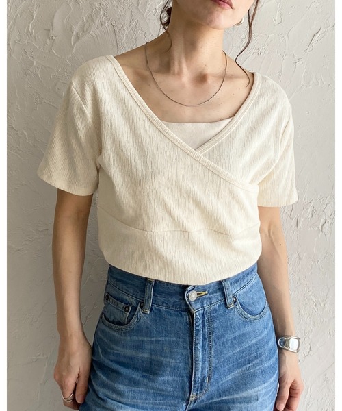 She's Closet(シーズクローゼット)の「2wayカシュクールボートネック/Vネック半袖Tシャツ(Tシャツ/カットソー・レディース・ブラック/アイボリー・FREE)」の6枚目の写真