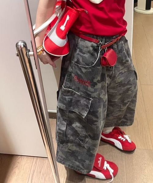 FreeZone(フリーゾーン)の「カーゴカモワイドパンツ(カーゴパンツ・メンズ・ダークグレー・S/M/L)」の16枚目の写真