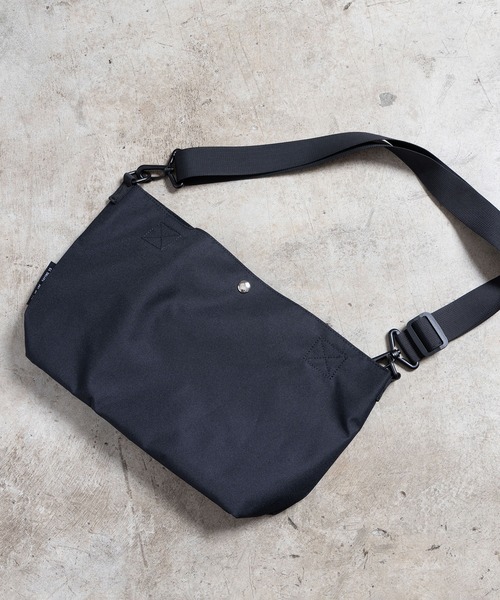 SPRUCE（スプルース）の「EM:A5 撥水 エシム2WAYトート（トートバッグ・レディース・ブラック/グレイッシュベージュ/パープル/オレンジ・FREE）」の11枚目の写真