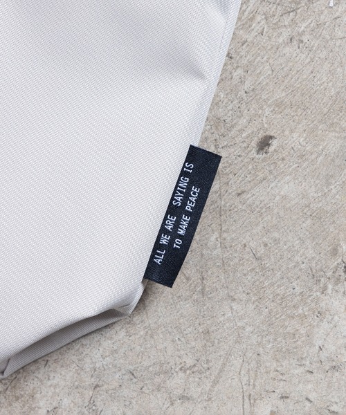 SPRUCE（スプルース）の「EM:A5 撥水 エシム2WAYトート（トートバッグ・レディース・ブラック/グレイッシュベージュ/パープル/オレンジ・FREE）」の7枚目の写真