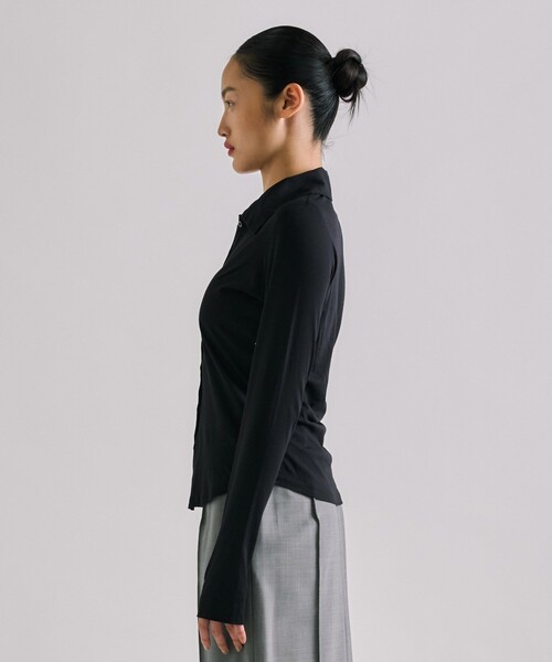 UNITED TOKYO（ユナイテッドトウキョウ）の「【残りわずか！】3wayHalterneck Layered Polo｜ウォッシャブル/ロンT/レイヤードトップス/春服（ポロシャツ・レディース・グレー/ブラック/ベージュ・FREE）」の10枚目の写真
